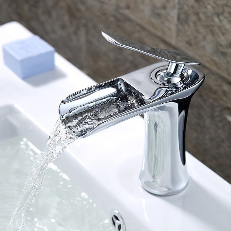 Robinet mitigeur pour lavabo de salle de bain - Mitigeur cascade